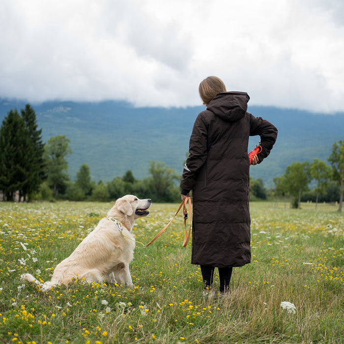 KeepDry Dog Walker Mantel | Bison | Molly